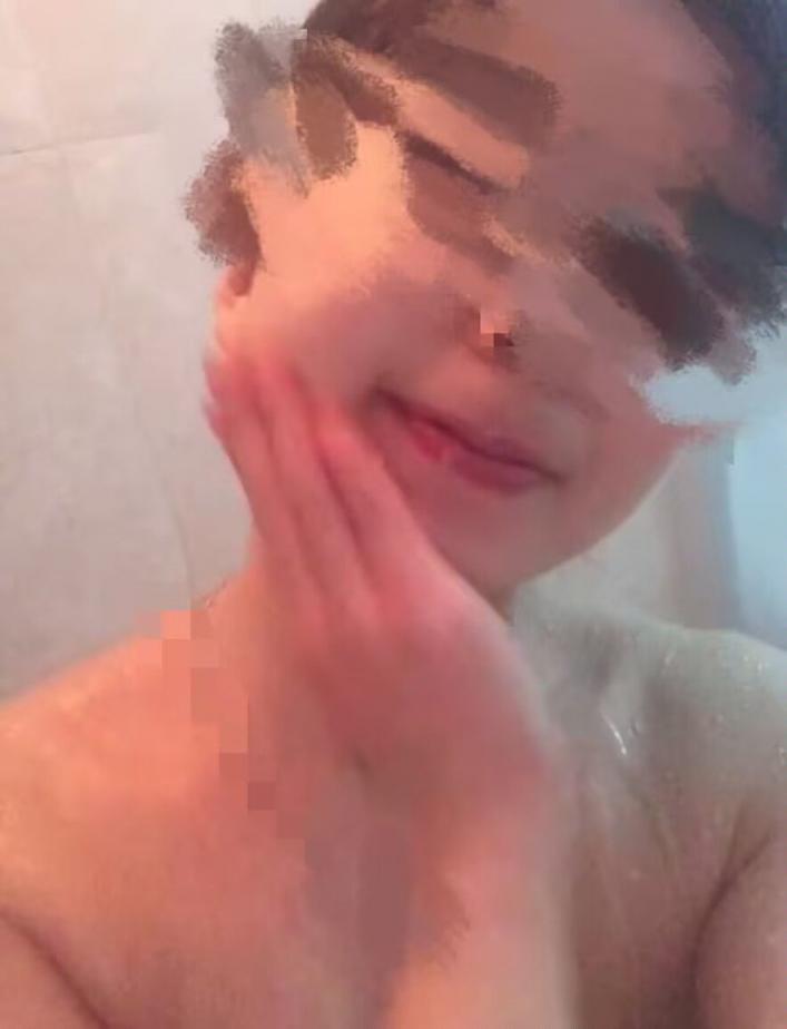 [原创]0551第一次让母狗上镜，各位狼友多多评价，母狗也想看狼友评论[33P+3V]